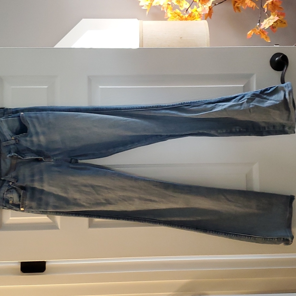 Women's jeans